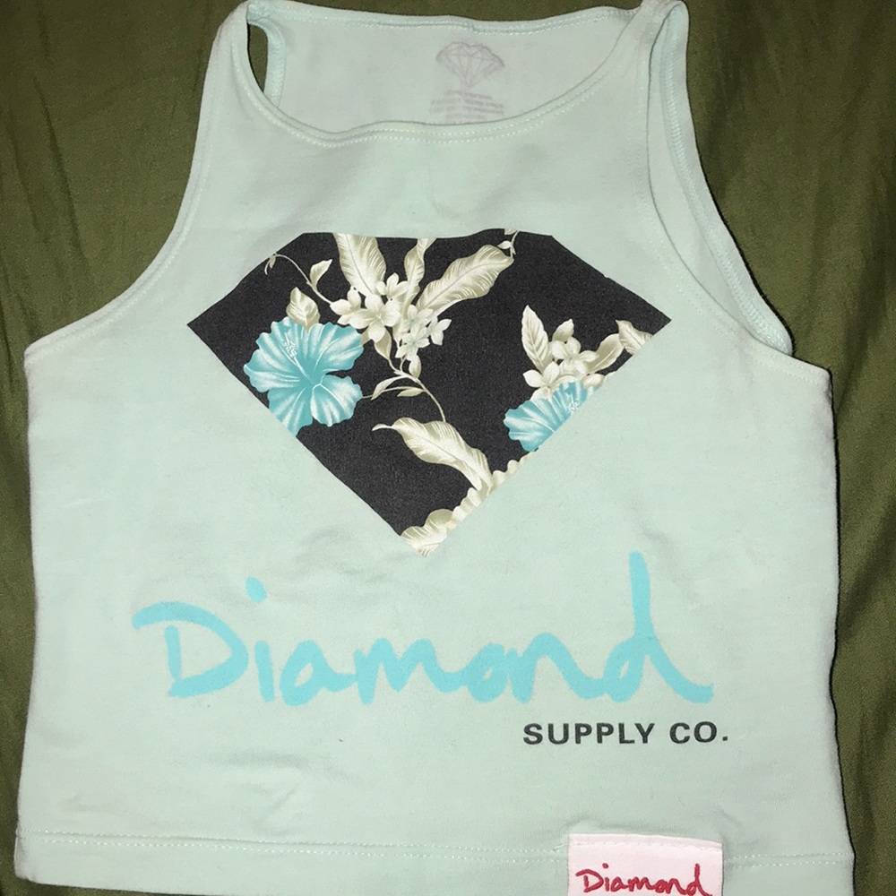 Diamond supply crop top